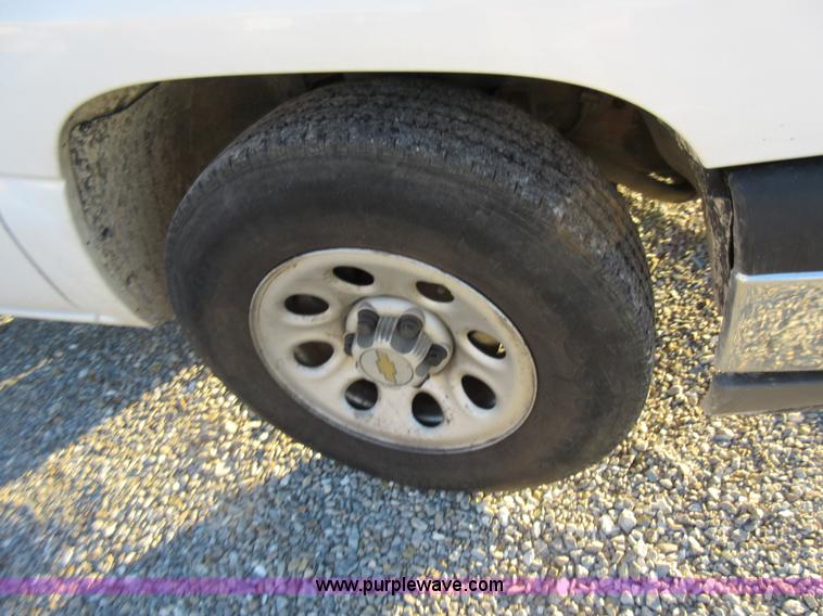 image for item AW9095 2005 Chevrolet Silverado 1500 pickup truck