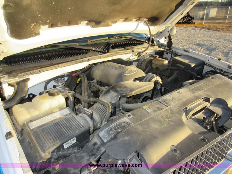 image for item AW9095 2005 Chevrolet Silverado 1500 pickup truck