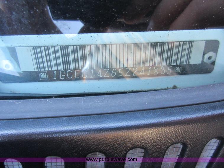 image for item AW9095 2005 Chevrolet Silverado 1500 pickup truck