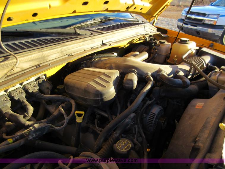 image for item AW9096 2008 Ford F350 SuperCab cab and chassis