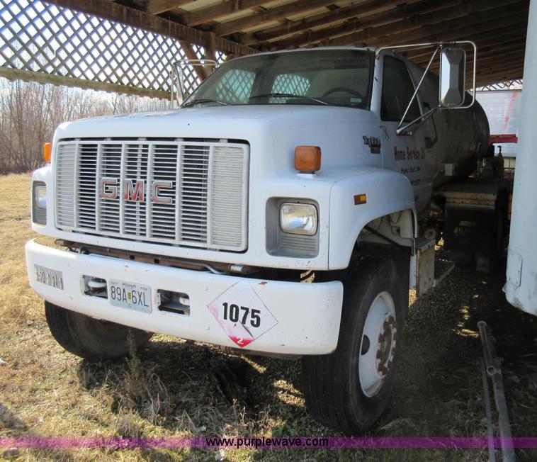 image for item AW9098 1994 GMC TopKick propane delivery truck