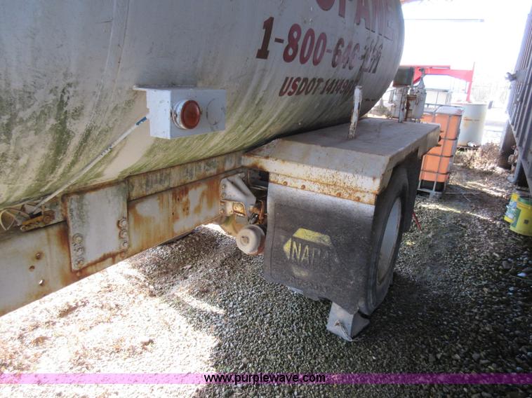 image for item AW9098 1994 GMC TopKick propane delivery truck