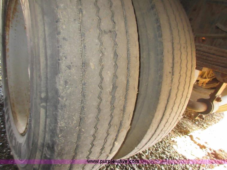 image for item AW9098 1994 GMC TopKick propane delivery truck