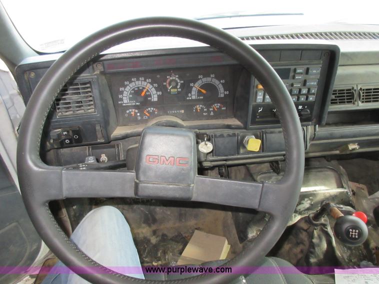 image for item AW9098 1994 GMC TopKick propane delivery truck