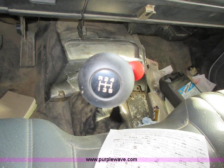 image for item AW9098 1994 GMC TopKick propane delivery truck