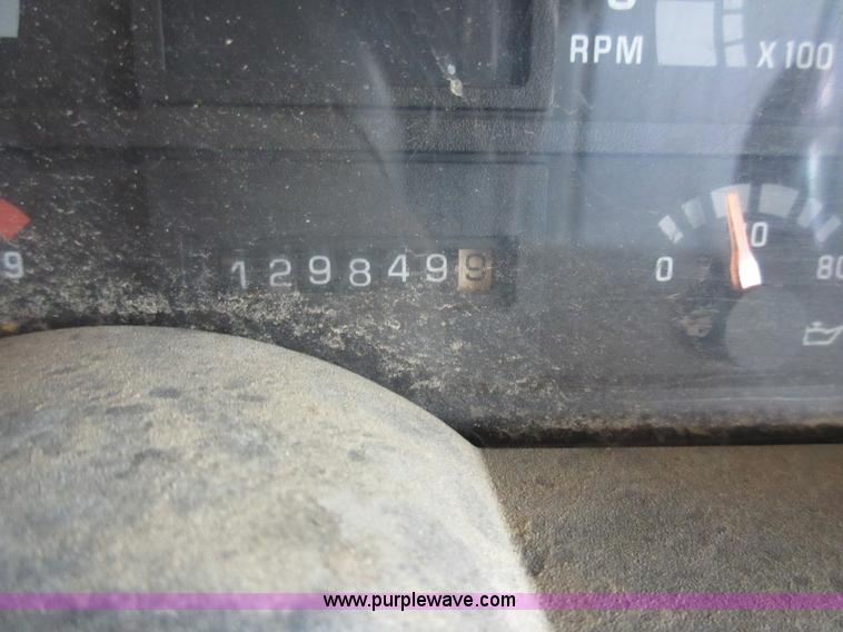 image for item AW9098 1994 GMC TopKick propane delivery truck