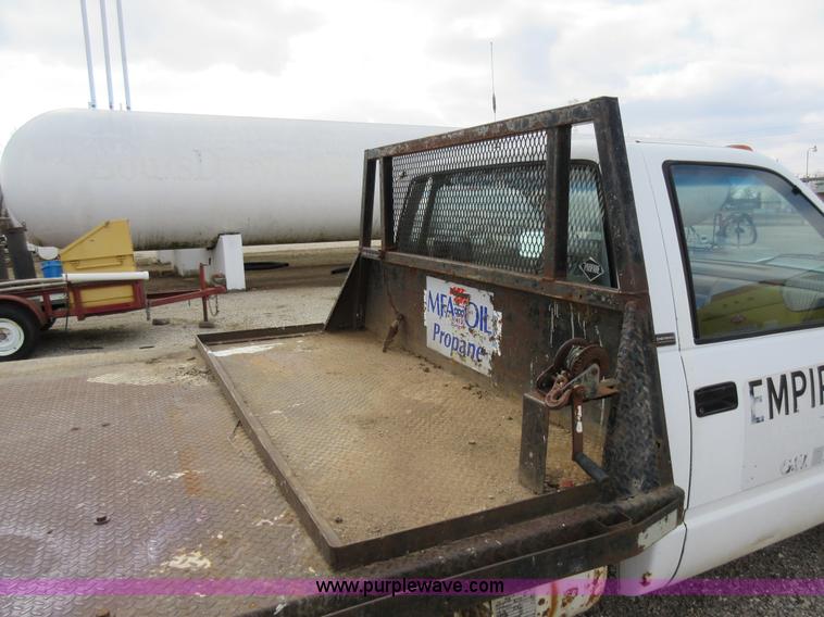 image for item AW9100 1990 Chevrolet 3500 flatbed truck