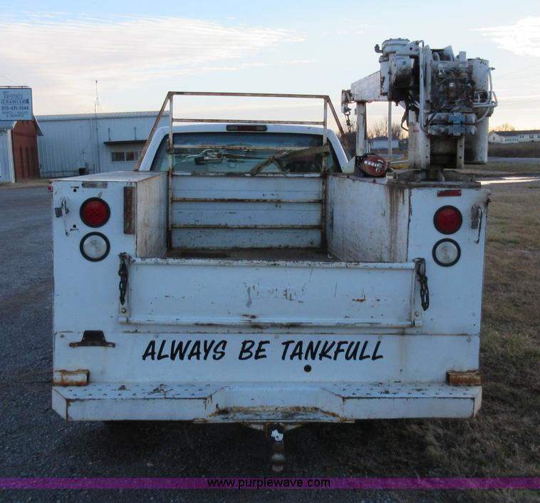 image for item AW9108 1999 GMC Sierra Classic 3500 utility truck