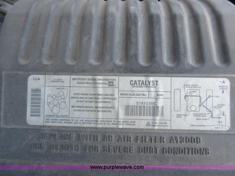 image for item AW9108 1999 GMC Sierra Classic 3500 utility truck