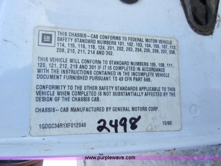 image for item AW9108 1999 GMC Sierra Classic 3500 utility truck