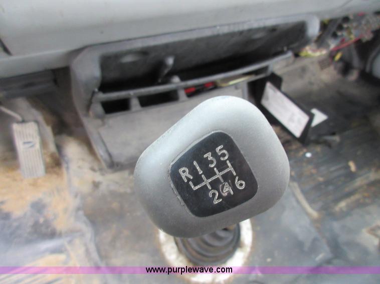 image for item AW9109 2000 Freightliner FL70 propane delivery truck