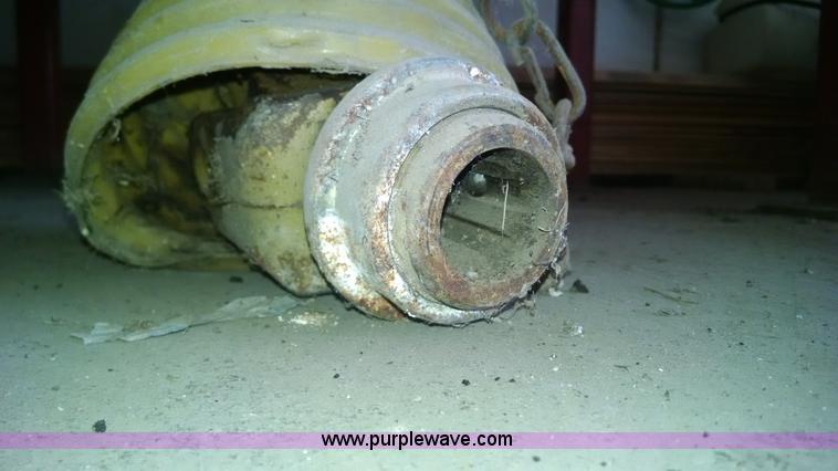 image for item AW9124 Morbark 2070 wood chipper