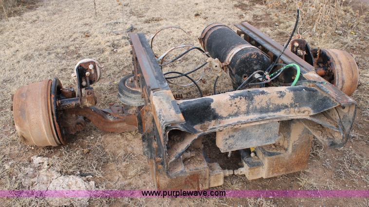 image for item AW9460 1993 Freightliner pusher axle