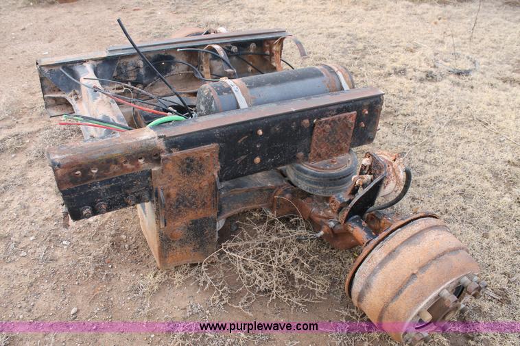 image for item AW9460 1993 Freightliner pusher axle