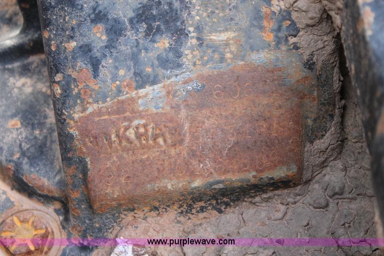 image for item AW9467 Mack tandem axle