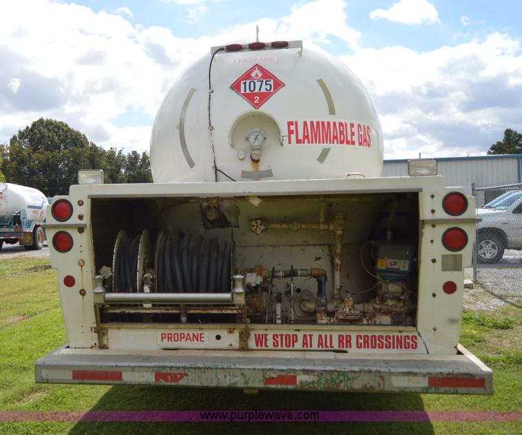 image for item AY9483 1991 Chevrolet Kodiak propane truck