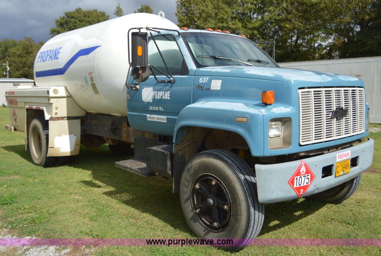 image for item AY9483 1991 Chevrolet Kodiak propane truck