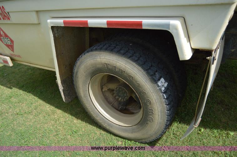 image for item AY9483 1991 Chevrolet Kodiak propane truck