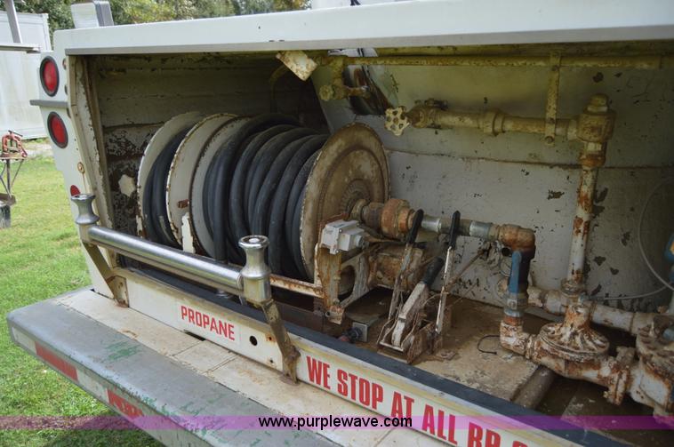 image for item AY9483 1991 Chevrolet Kodiak propane truck