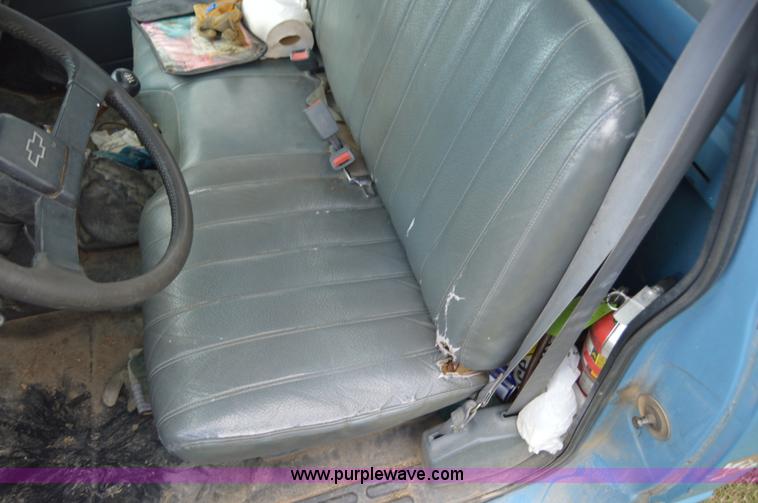 image for item AY9483 1991 Chevrolet Kodiak propane truck