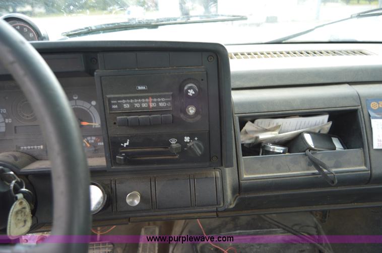 image for item AY9483 1991 Chevrolet Kodiak propane truck