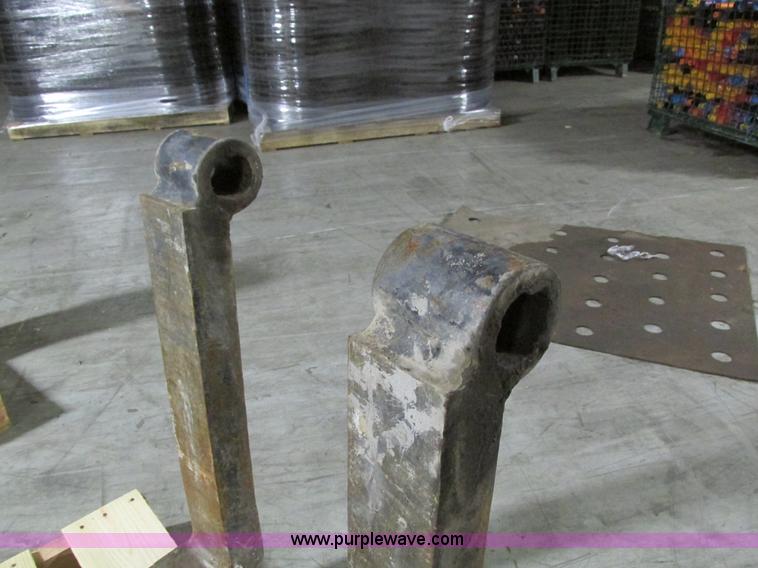 image for item AY9703 Pallet forks