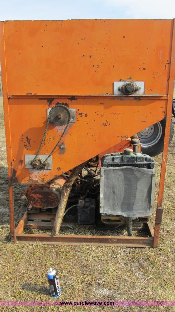 image for item AY9980 Insulation blower