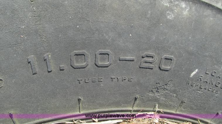 image for item AY9981 (4) tires and wheels