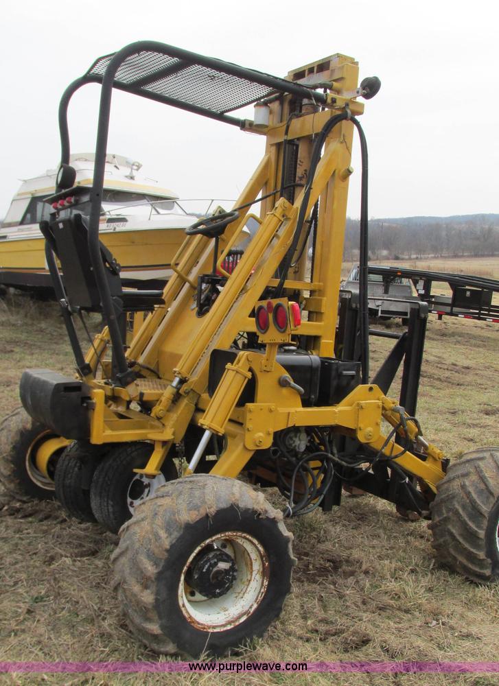 image for item AY9988 Spyder forklift