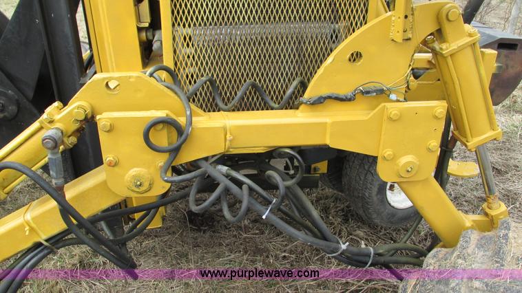 image for item AY9988 Spyder forklift