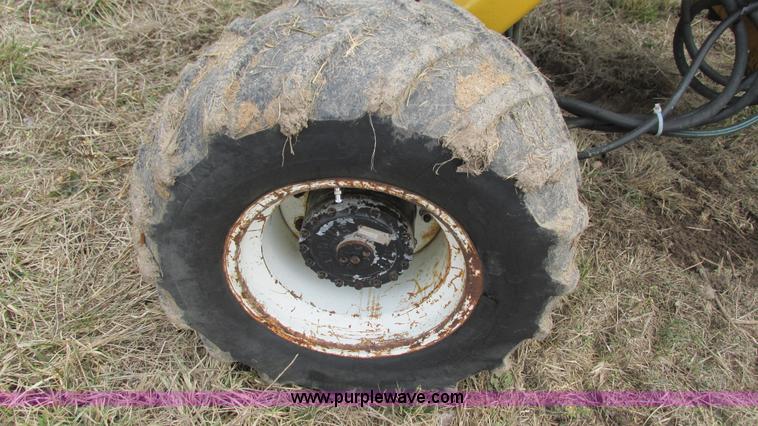 image for item AY9988 Spyder forklift