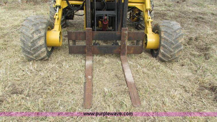 image for item AY9988 Spyder forklift