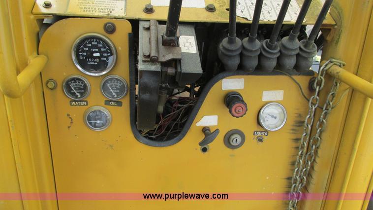 image for item AY9988 Spyder forklift