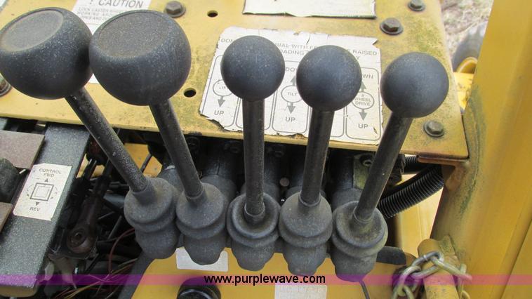 image for item AY9988 Spyder forklift