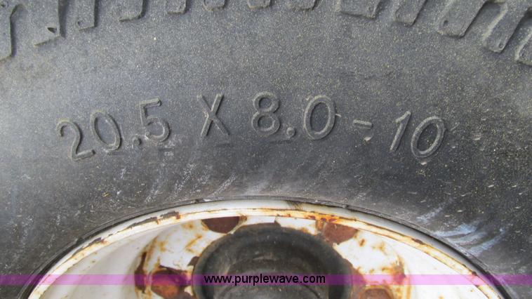 image for item AY9988 Spyder forklift