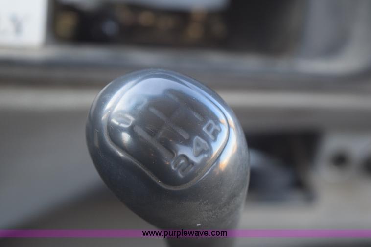 image for item BA9905 1995 Chevrolet 3500 flatbed truck