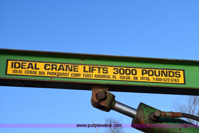 image for item BA9905 1995 Chevrolet 3500 flatbed truck