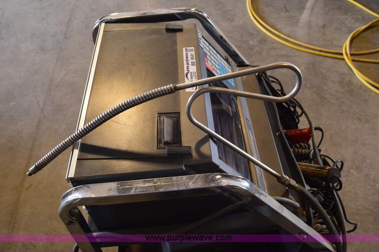 image for item BB9541 Alltest Infra-Red 4 gas analyzer