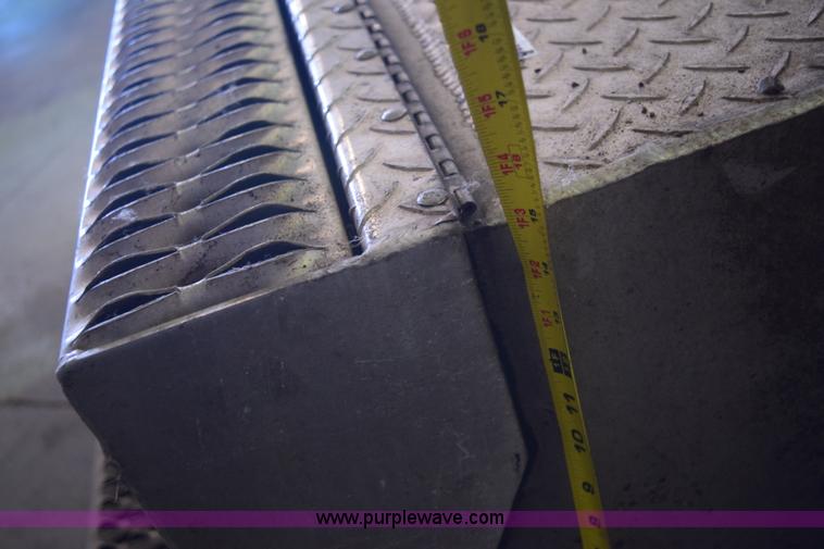 image for item BB9542 Aluminum storage box with steps