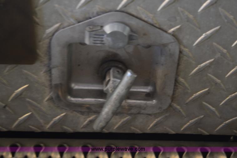 image for item BB9542 Aluminum storage box with steps