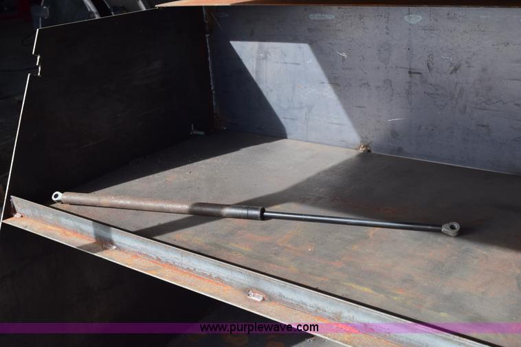 image for item BB9555 Utility box