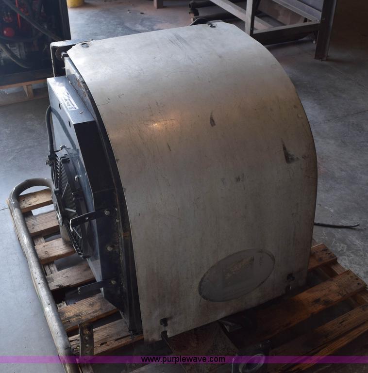 image for item BB9556 Perkins diesel engine