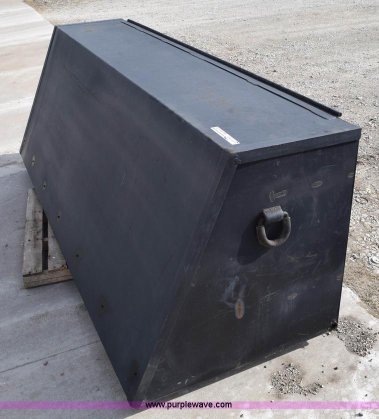 image for item BB9558 Utility box