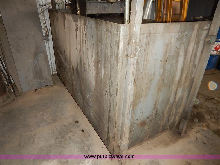 image for item BM9948 Shenandoah waste oil heater