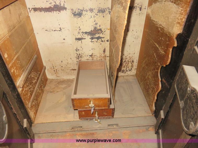 image for item BM9958 Die Bold safe