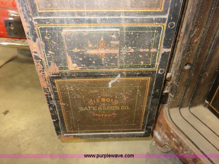 image for item BM9958 Die Bold safe