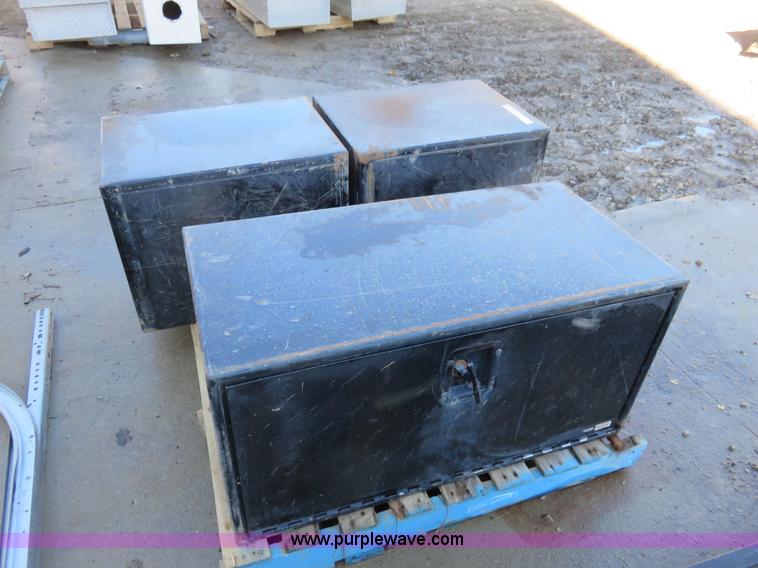 image for item BM9990 Assorted automotive items