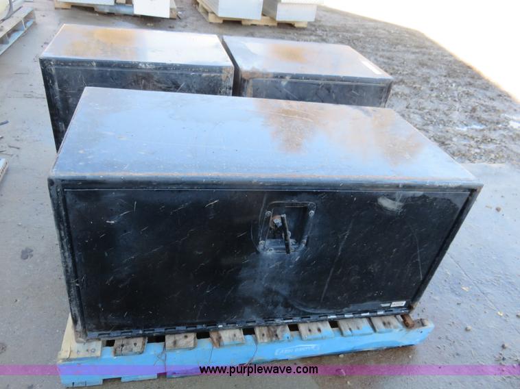 image for item BM9990 Assorted automotive items