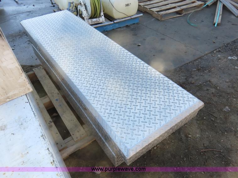 image for item BM9993 Assorted toolboxes