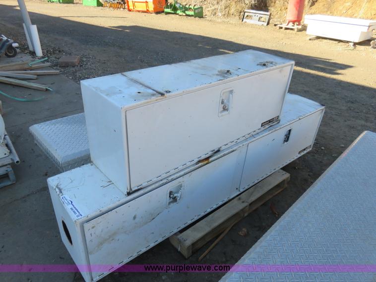 image for item BM9993 Assorted toolboxes